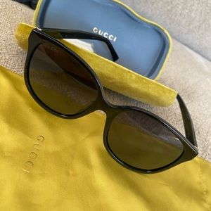 Gucci sunglasses